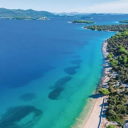 Seafront With Amazing View Jezera