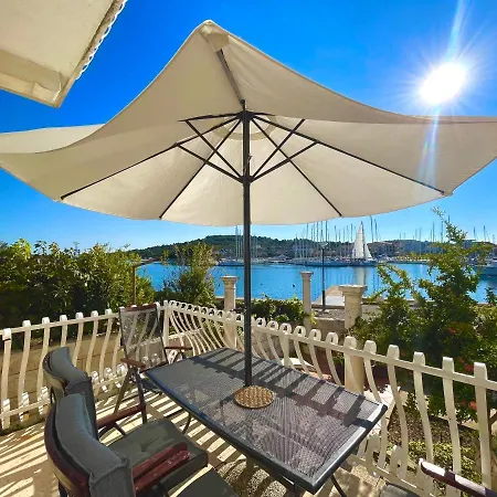 شقة Seafront With Amazing View