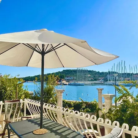 Seafront With Amazing View Apartment *
