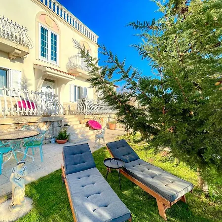 Apartment Seafront With Amazing View Jezera