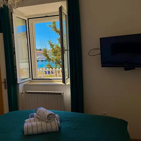 Seafront With Amazing View Apartment *