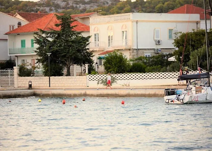 شقة Seafront With Amazing View