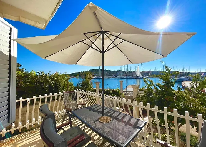 شقة Seafront With Amazing View