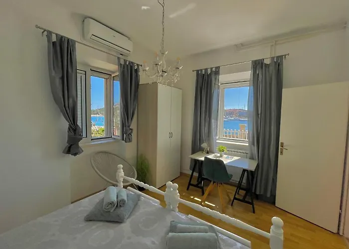 شقة Seafront With Amazing View يزيرا