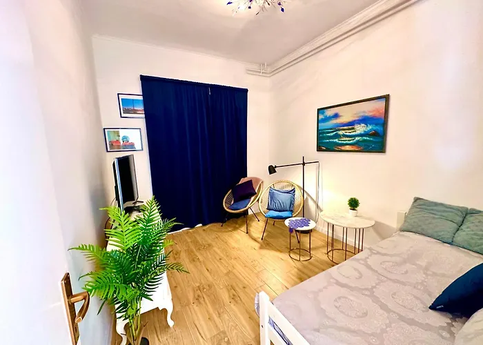 Seafront With Amazing View شقة يزيرا